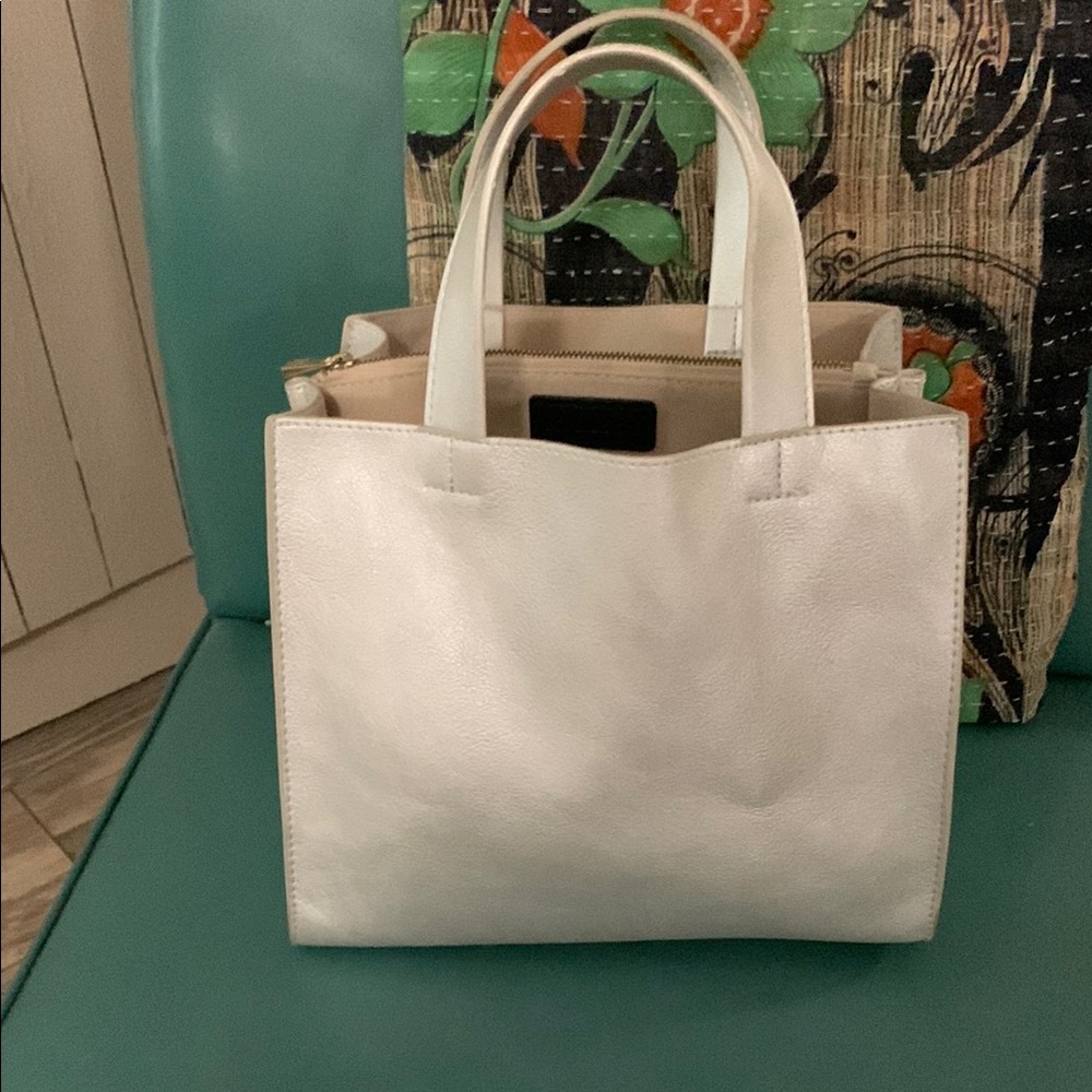 Silver Textured Tote Bag with Structured Design